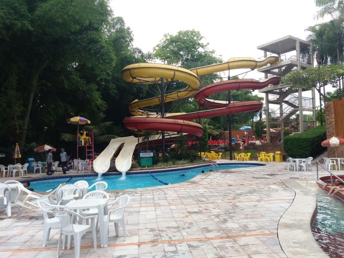 - Golden Dolphin Grand Aparthotel Caldas Novas